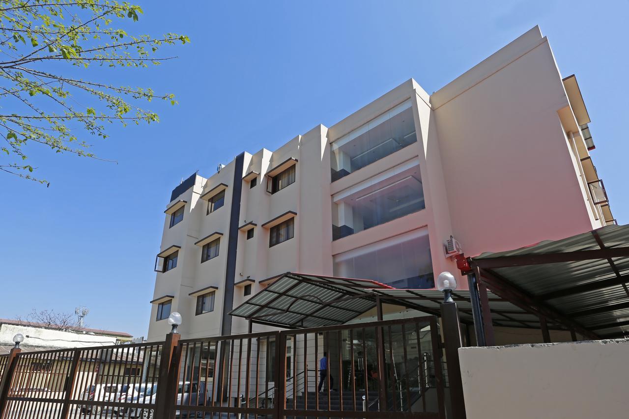 Hotel Vishnu Inn Dehradun Exterior photo
